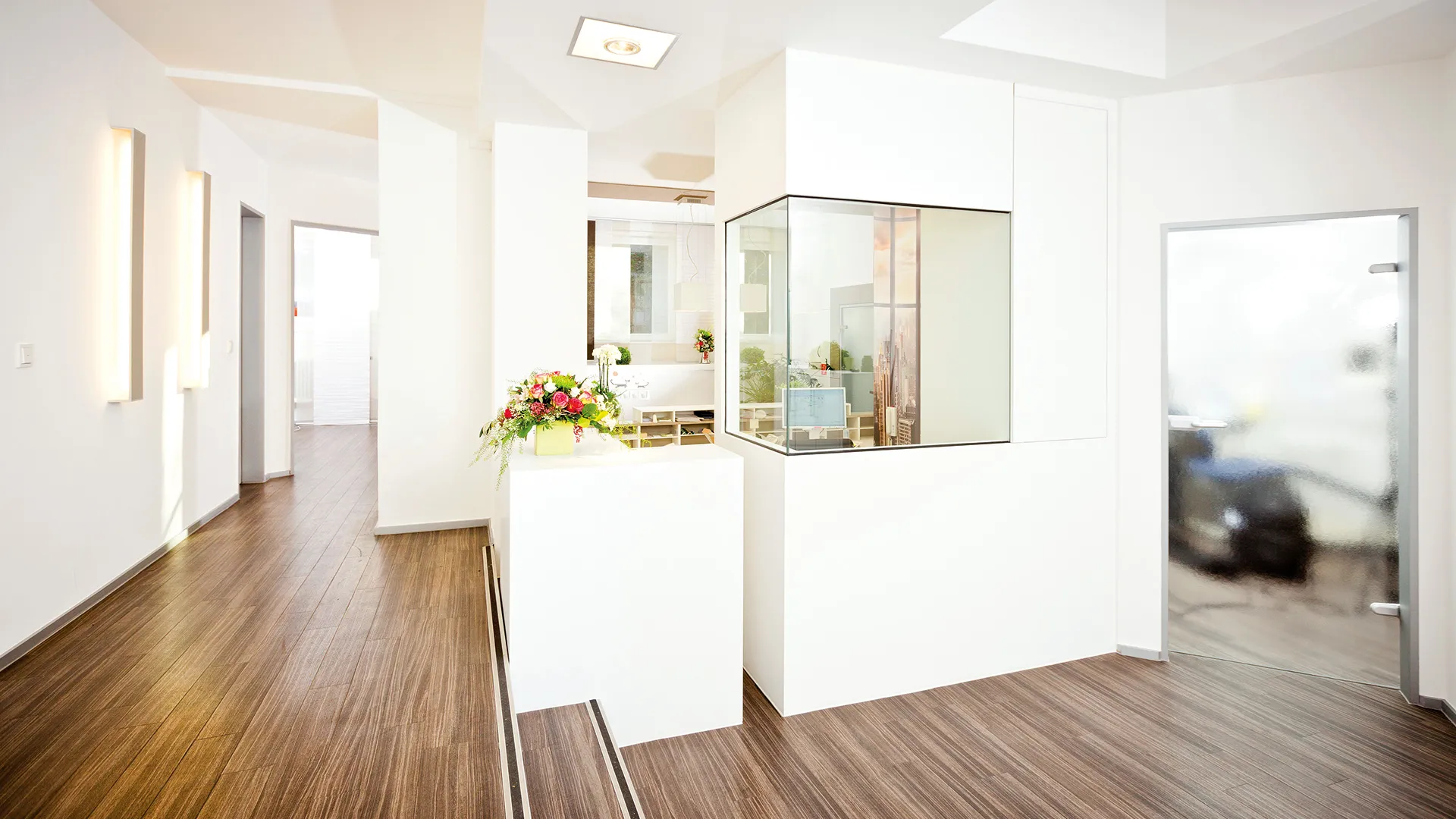 Moderne Rezeption: Eine moderne Praxisausstattung hilft, Patienten bestmöglich zu versorgen.